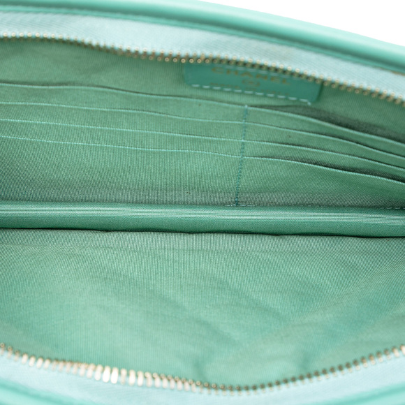 Pre-Loved Chanel Tweed PVC Logo Clutch - Picture 4 of 7